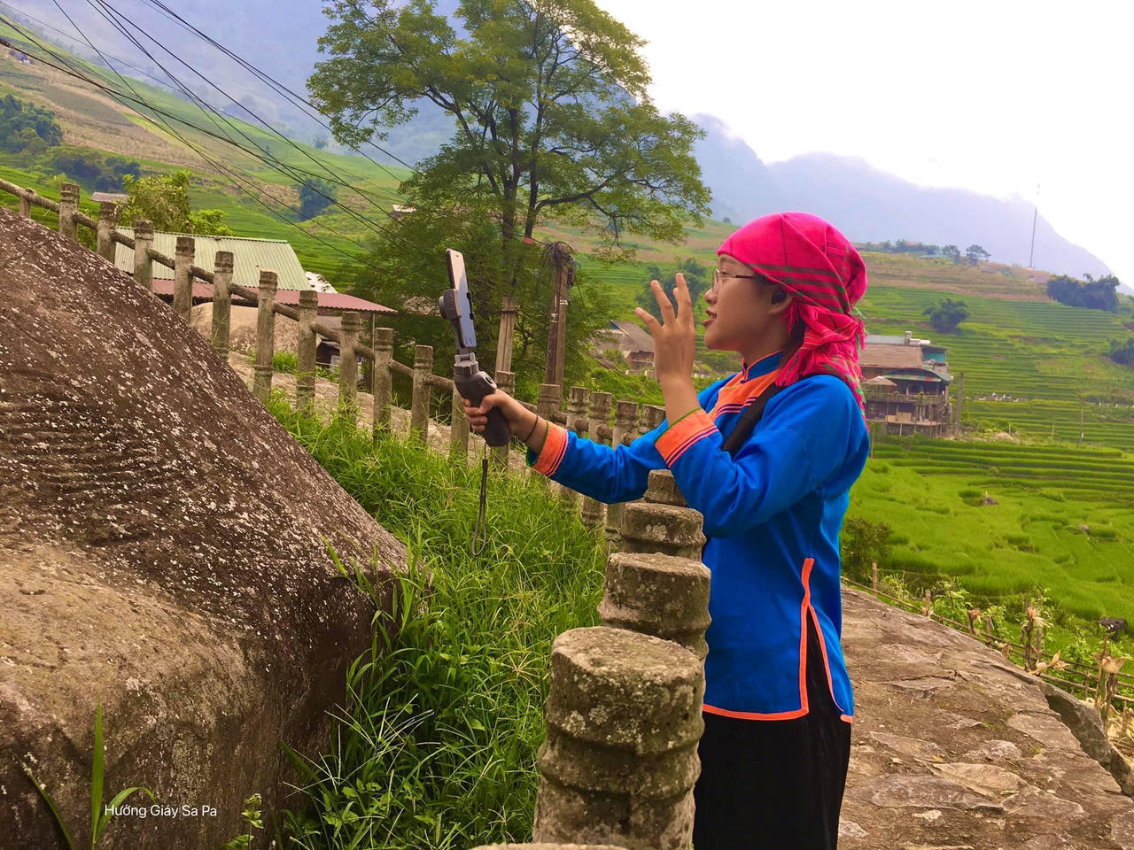 Theo chân cô gái dân tộc Giáy khám phá Sa Pa ngay tại nhà