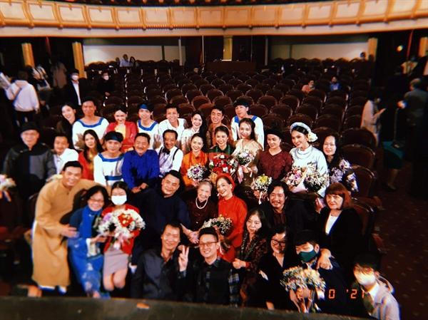 "Chén thuốc độc" tái xuất với tuổi đời 100 năm