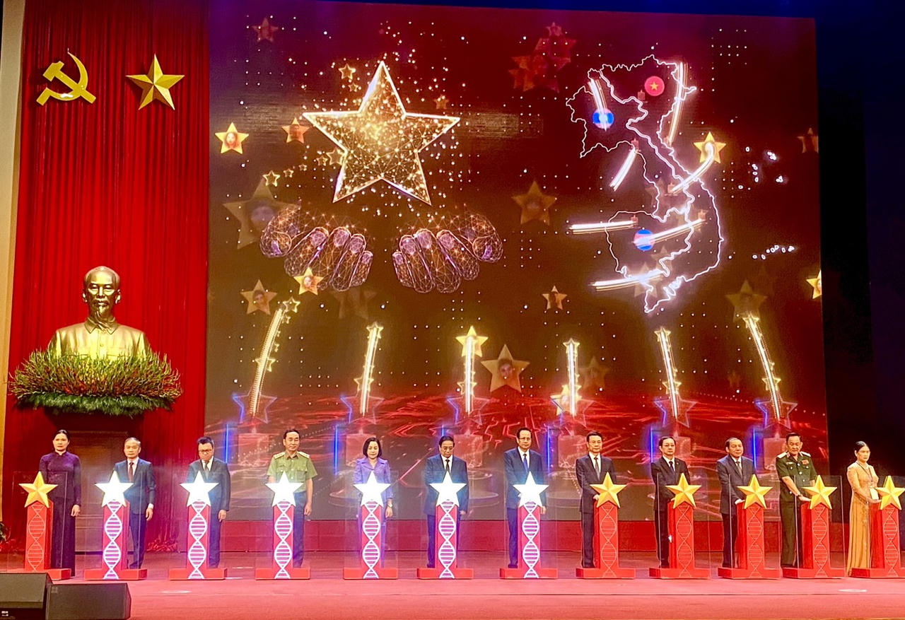 Thủ tướng Phạm Minh Chính đã bấm nút kích hoạt Ngân hàng gen liệt sĩ và thân nhân