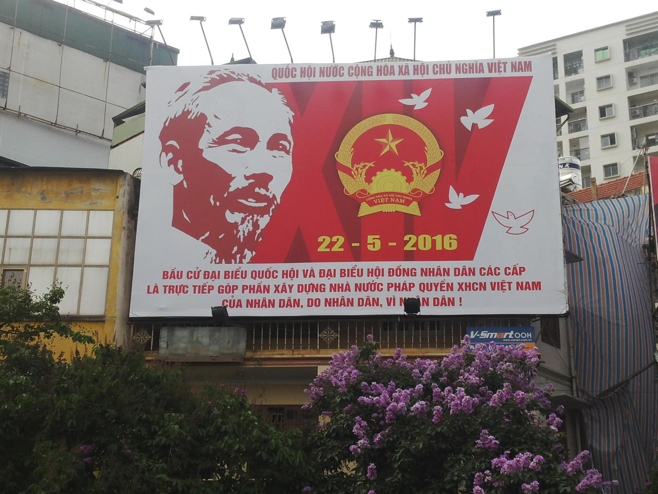 Hà Nội 'khoác áo mới' chờ đón ngày trọng đại