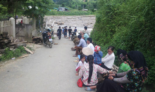 Lào Cai: Sập mỏ vàng, 18 người chết, thông tin bị “cô lập”?