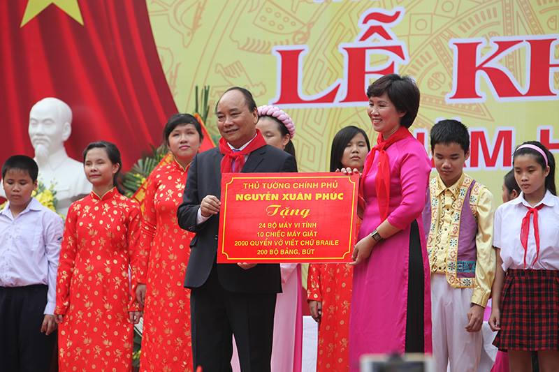 Chủ tịch nước, Thủ tướng đánh trống khai giảng tại Hà Nội