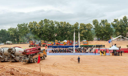 Khởi công xây dựng “Rừng xanh trên bầu trời – Forest Tin The Sky”  và siêu tổ hợp Spa chăm sóc sắc đẹp lớn nhất châu Á