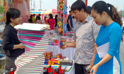 Nhiều hoạt động đặc sắc tại Lễ hội Đền Hùng 2017