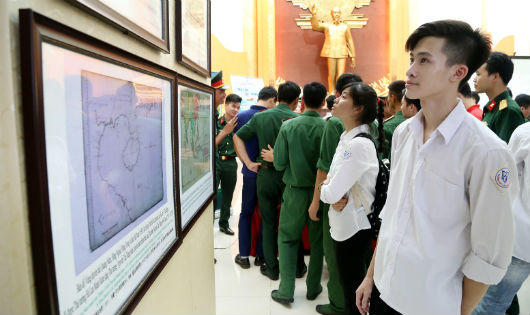 Phú Thọ trưng bày tư liệu về Hoàng Sa và Trường Sa