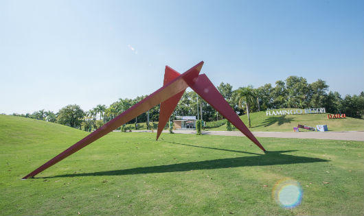 Những sắc màu mới của Art In The Forest 2017