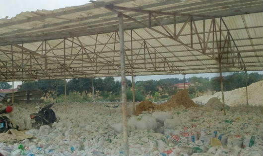 Tiếp bài khai thác “vàng trắng” ở Phú Thọ: Ai “bảo kê”cho cơ sở chế biến cao lanh?