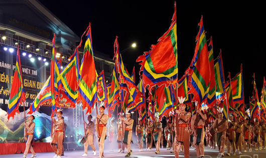 Phú Thọ: Lung linh sắc mầu Lễ hội văn hóa dân gian đường phố Việt Trì