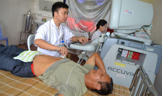 Phú Thọ : 400 người được khám bệnh miễn phí