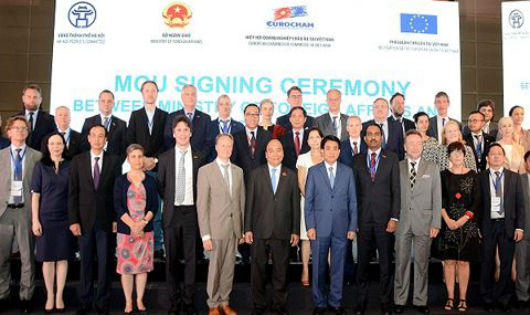 Hà Nội cam kết tạo môi trường đầu tư cho các doanh nghiệp châu Âu  ​