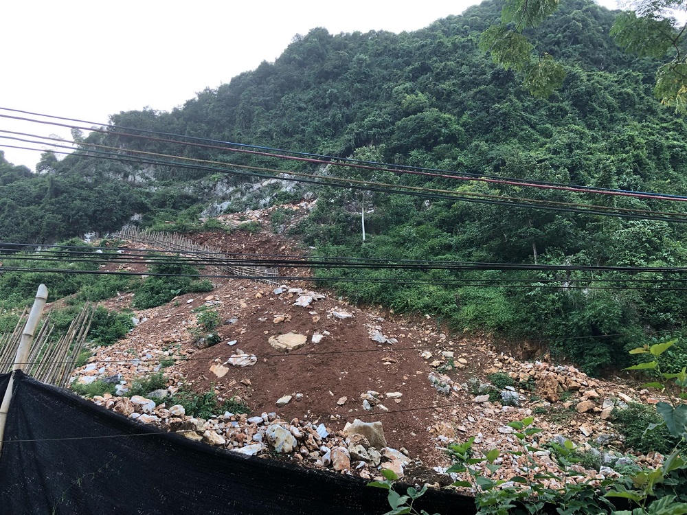 UBND tỉnh Yên Bái đề nghị thu hồi mỏ, công ty vẫn ngang nhiên khai thác gây bức xúc