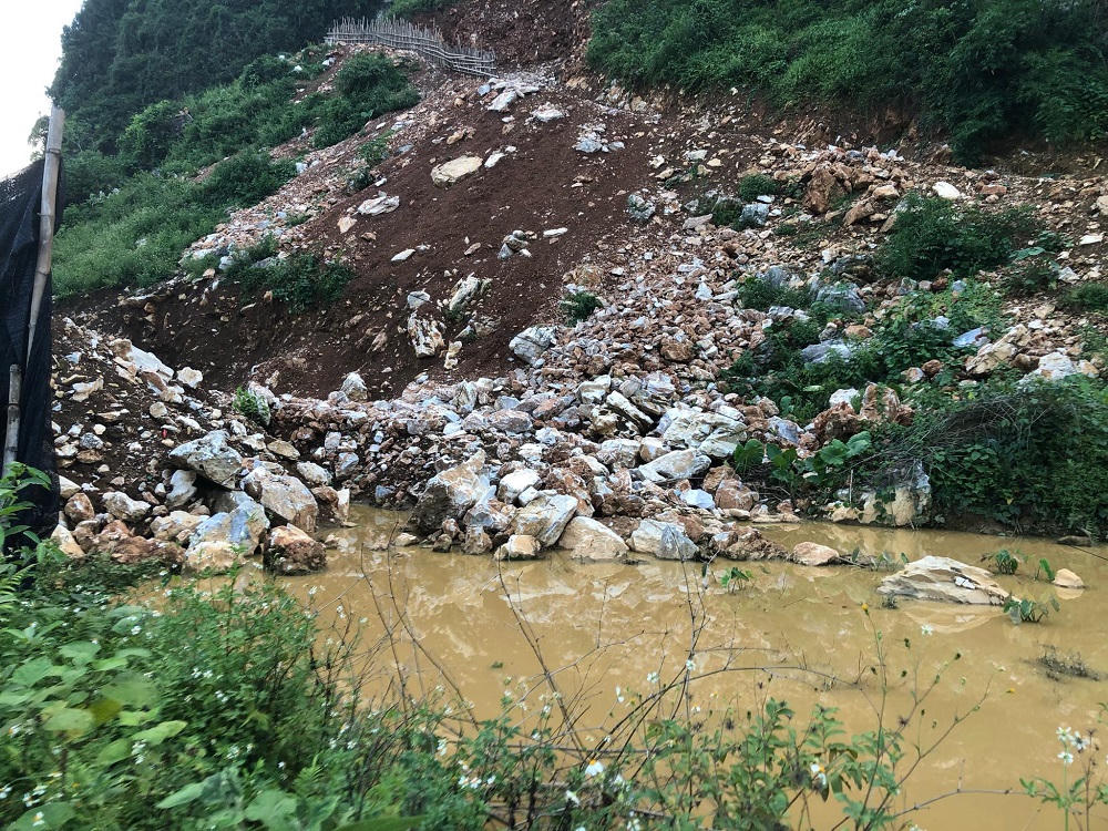 UBND tỉnh Yên Bái đề nghị thu hồi mỏ, công ty vẫn ngang nhiên khai thác gây bức xúc