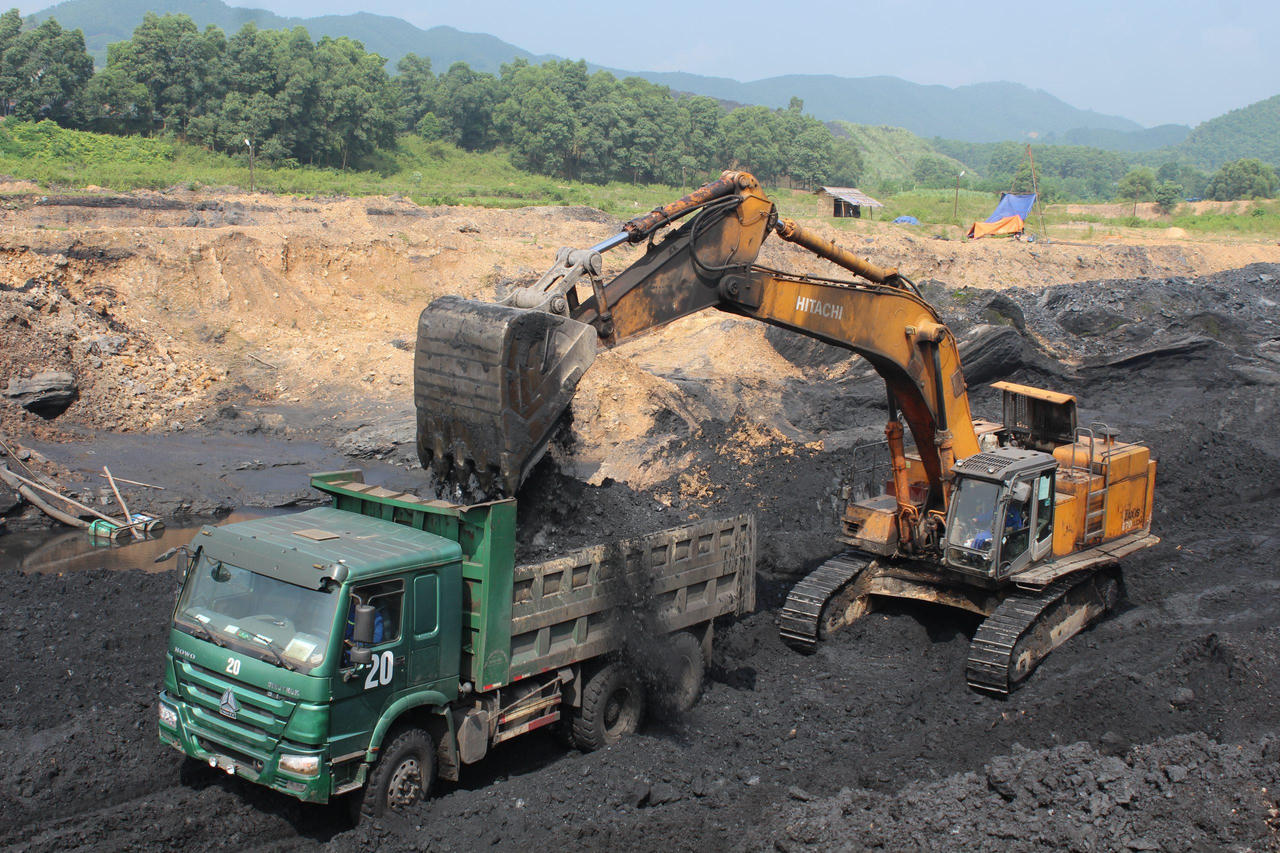 Khai thác than "ngoài luồng", doanh nghiệp lập kỷ lục về mức phạt