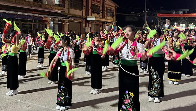 1000 học sinh, diễn viên, nghệ nhân Yên Bái biểu diễn Festival khèn Mông