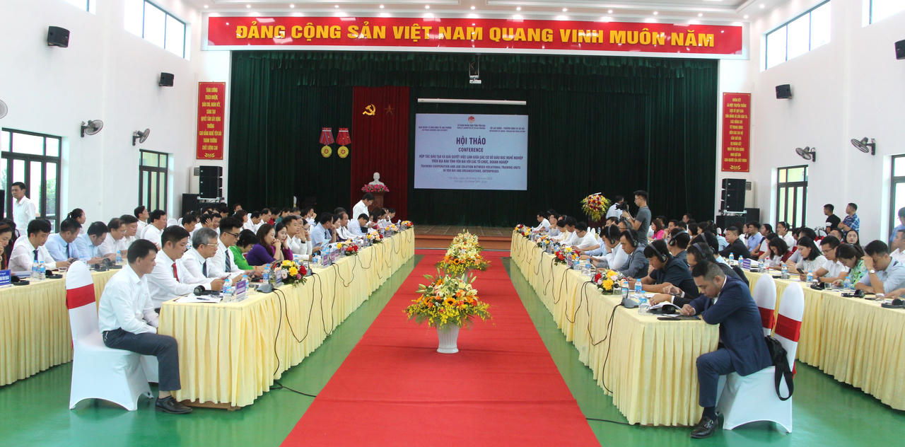 Yên Bái tăng cường hợp tác trong đào tạo nghề