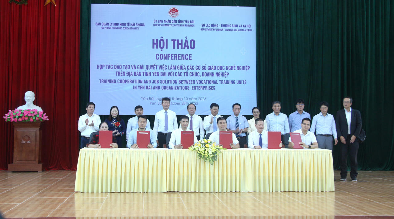 Yên Bái tăng cường hợp tác trong đào tạo nghề