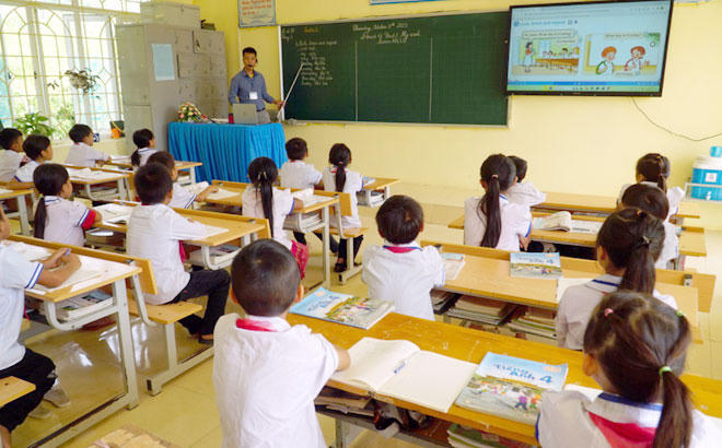 Bước chuyển mạnh mẽ trong giáo dục đào tạo đồng bào dân tộc thiểu số ở Yên Bái