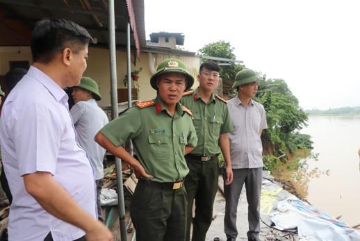 Mưa lớn gây hư hỏng hàng chục ngôi nhà ở Yên Bái