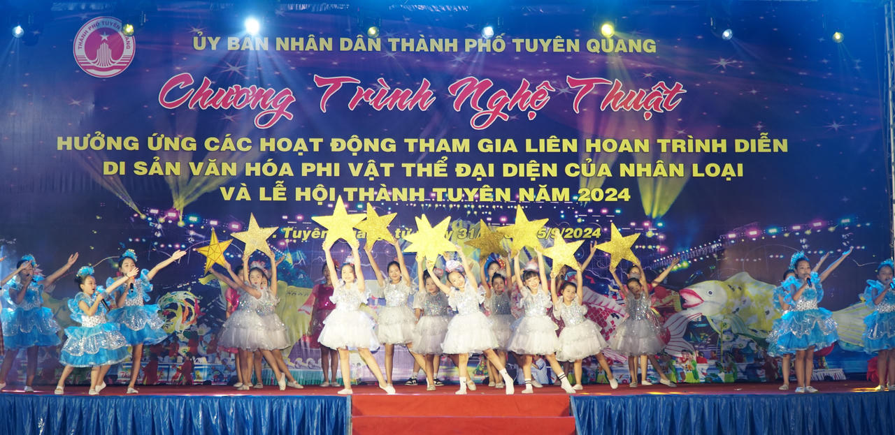 Lung linh sắc màu trung thu Tuyên Quang
