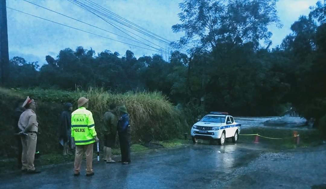 Tuyên Quang: Tích cực tìm kiếm 2 bố con bị lũ cuốn