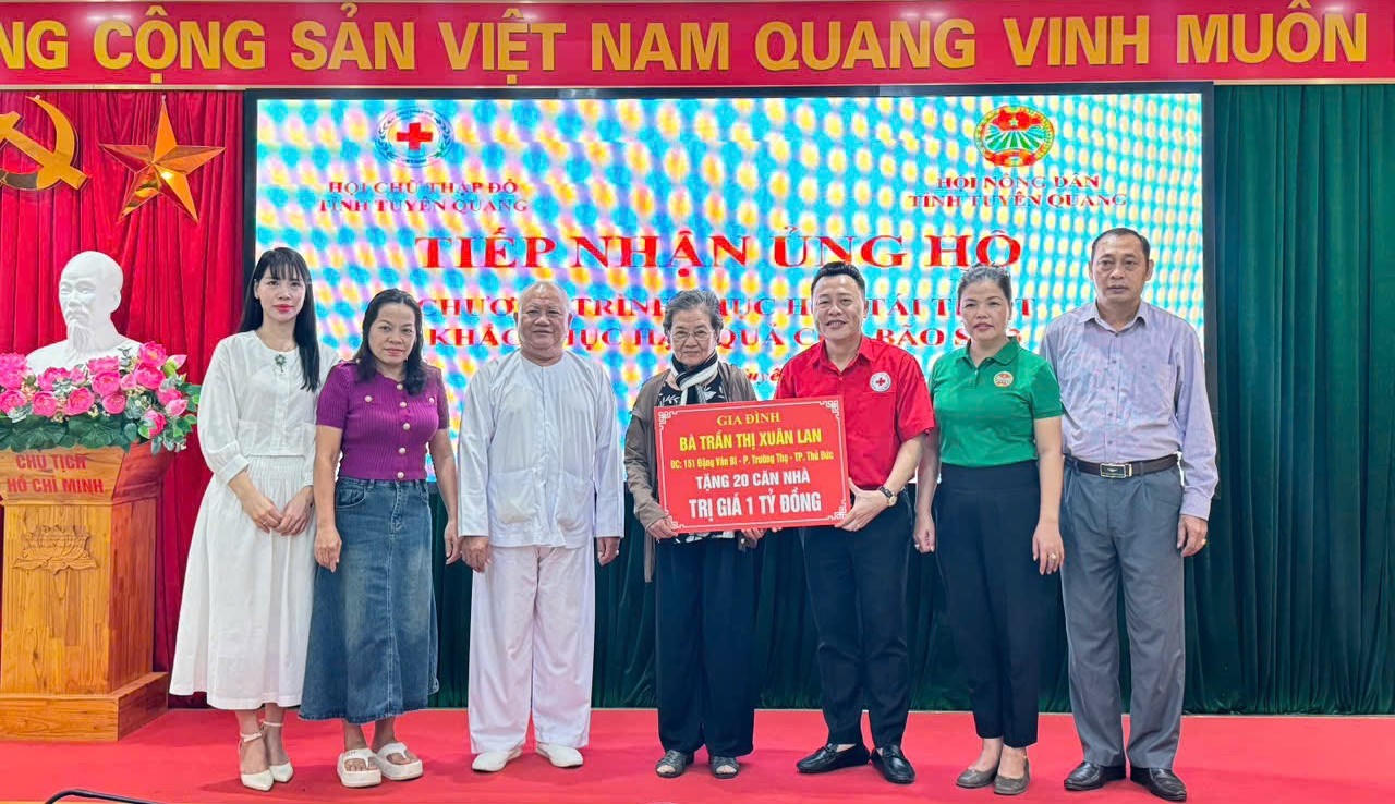 Tuyên Quang xây 78 căn “Nhà nhân ái”