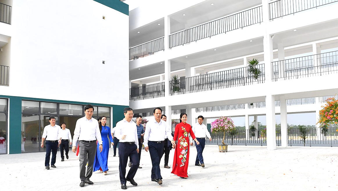 Tuyên Quang khánh thành trường chuyên gần 256 tỷ