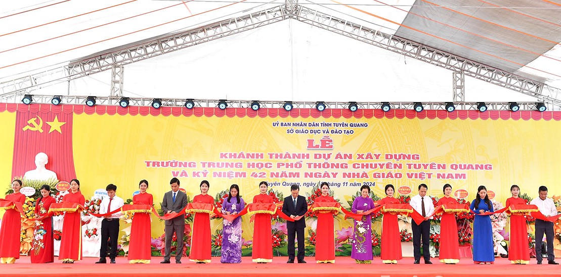 Tuyên Quang khánh thành trường chuyên gần 256 tỷ