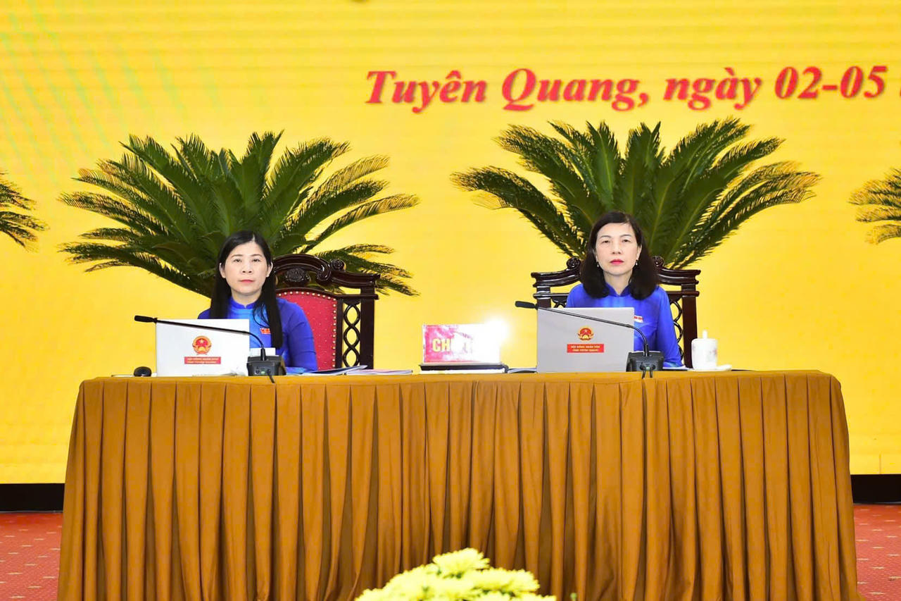 HĐND tỉnh Tuyên Quang thông qua 17 nghị quyết 