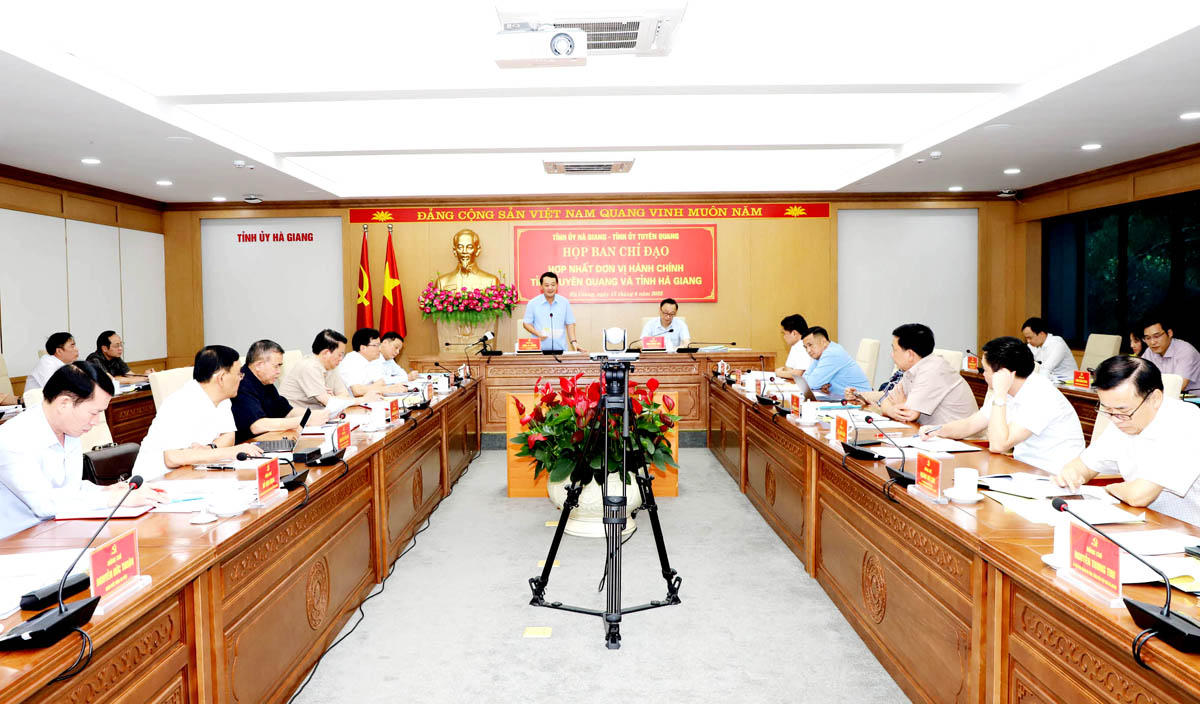 Tuyên Quang và Hà Giang họp Ban chỉ đạo hợp nhất đơn vị hành chính tỉnh