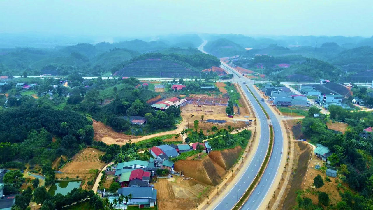 Yên Bái hoàn thành tuyến đường hơn 400 tỷ phía bờ Nam sông Hồng