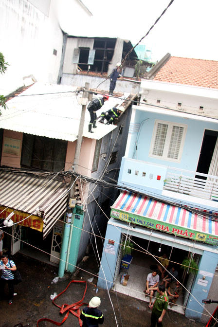 Hỏa hoạn giữa trung tâm Sài Gòn 