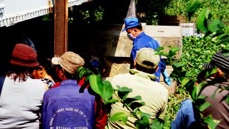 Phát hiện xác nam giới đang phân huỷ dưới chân cầu