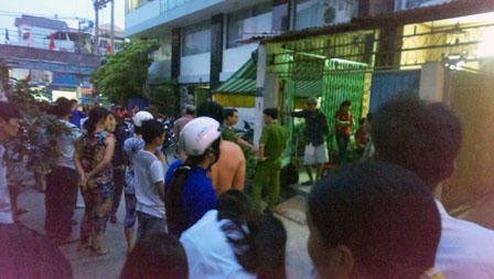 Gọi vợ về trông con rồi treo cổ tự vẫn