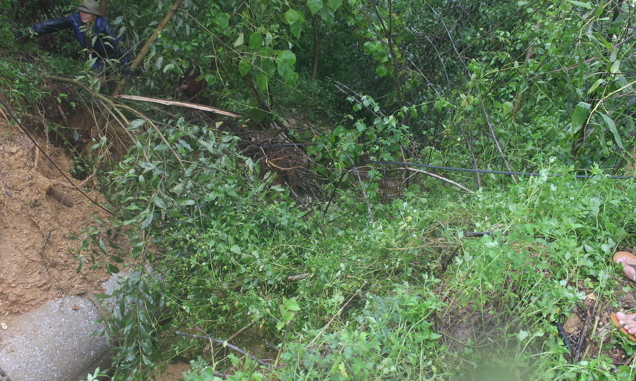 Nghệ An: Nhiều địa phương bị chia cắt sau bão số 3