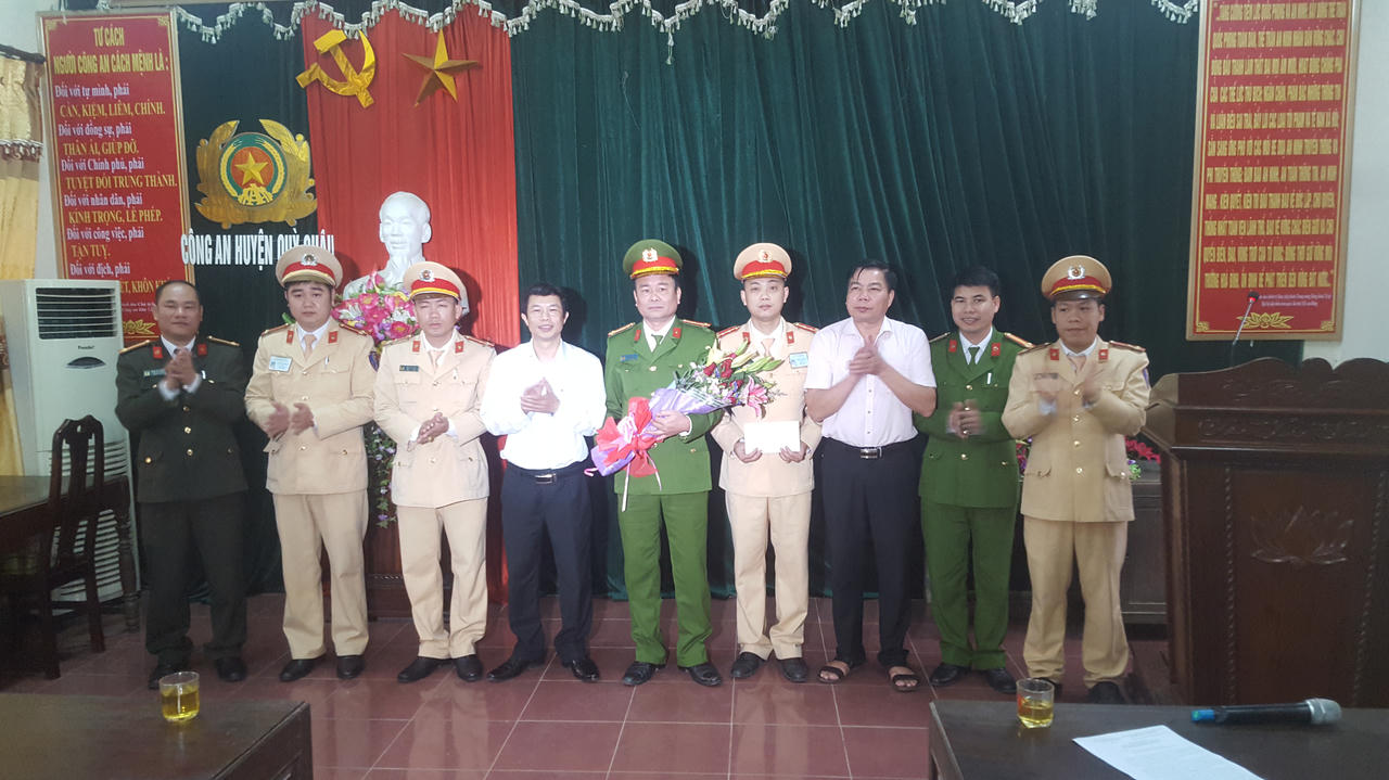 Đối tượng vận chuyển trái phép 2 kg ma tuý đá chống trả quyết liệt khi bị vây bắt