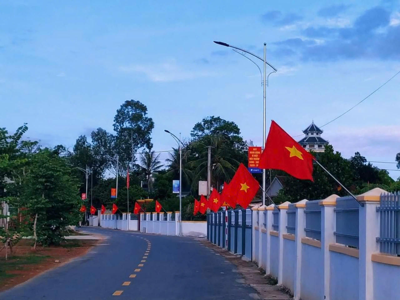 Nam Đàn quyết tâm về đích nông thôn mới nâng cao trong năm 2025