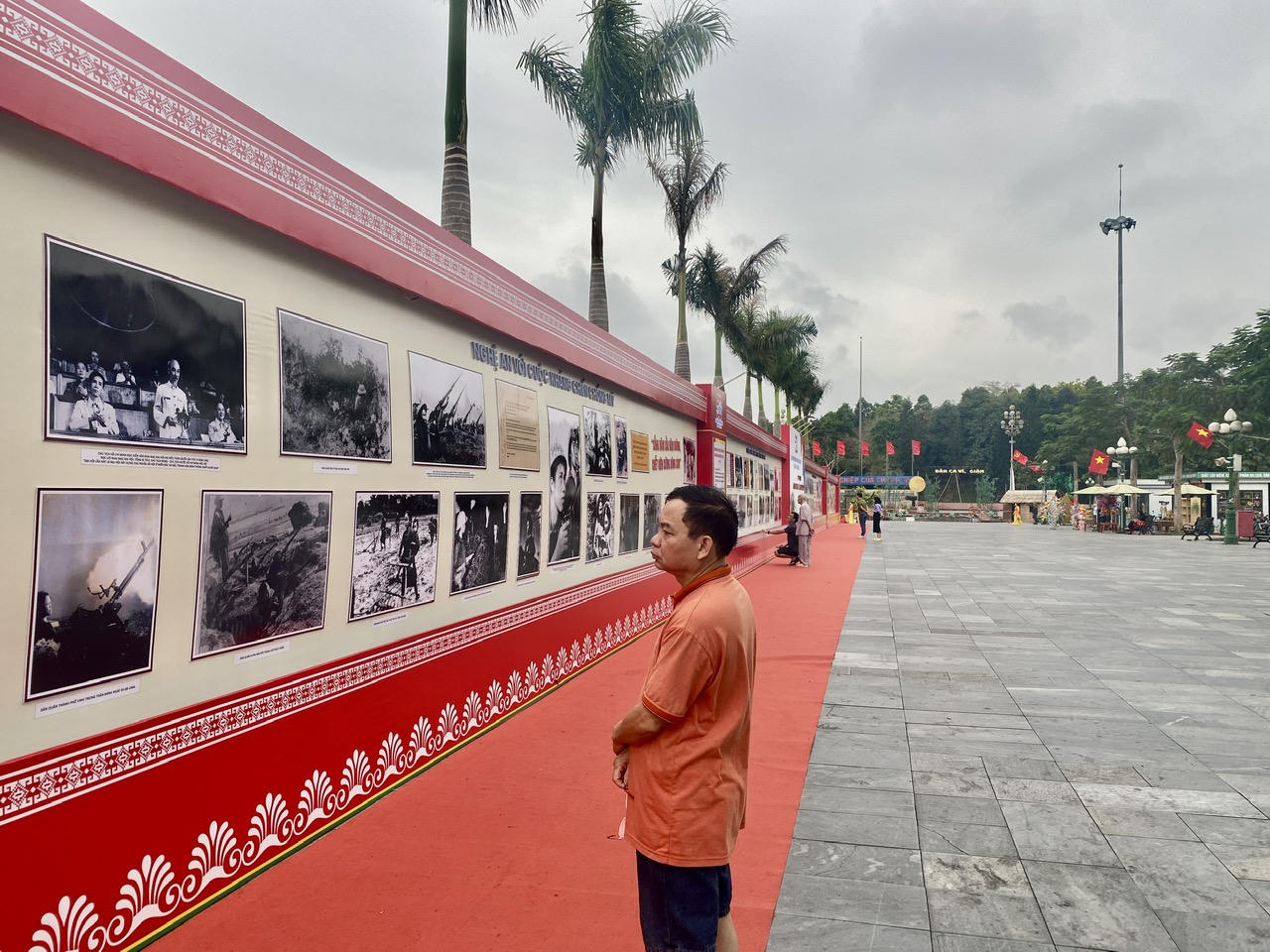 Những hình ảnh xúc động tại chuyên đề '50 năm thống nhất và khát vọng vươn mình'