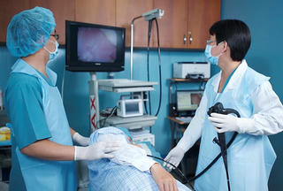 Chuyên gia ung bướu nói gì về trường hợp gia đình 9 người bị ung thư