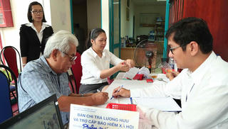 Hướng dẫn trợ cấp một lần đối với người được cử làm chuyên gia sang giúp Lào và Campuchia