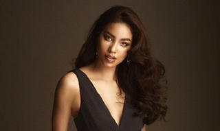 Hoa hậu Phạm Hương bất ngờ tạo hình sexy