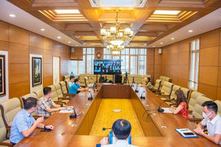 Trường ĐHSP Hà Nội 2: Hỗ trợ 2 triệu đồng/sinh viên có hoàn cảnh khó khăn do ảnh hưởng của dịch COVID-19 