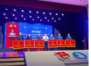 Đoàn trường ĐH Sư phạm Hà Nội 2: “Điểm sáng” trong hoạt động Đoàn, phong trào thanh niên năm 2021 