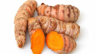 Thực hư công dụng chữa trĩ của củ nghệ? 