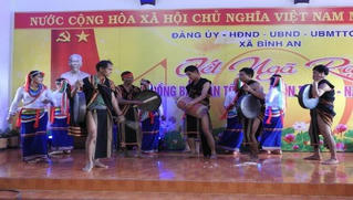 Về với đồng báo Cor ăn Tết Ngã Rạ 