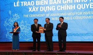 VNPT được trao biên bản ghi nhớ hợp tác đầu tư xây dựng Chính quyền điện tử tại Quảng Bình