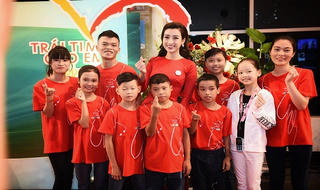 Hơn 25 tỷ đồng ủng hộ mổ tim trong đêm gala 10 năm “Trái tim cho em”