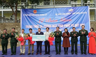 Bàn giao nhiều công trình hỗ trợ các huyện nghèo 30a