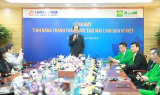 Taxi truyền thống cũng ứng dụng công nghệ trong thanh toán dịch vụ