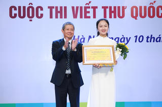 Bức thư về tầng Ozon đoạt giải Nhất Cuộc thi viết thư quốc tế UPU 48