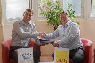 Savills đồng hành cùng Blue Dragon trao “Học bổng vì tương lai” cho trẻ em khó khăn